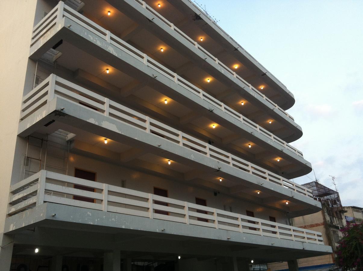 Sakol Hotel Nakhonratchasima Exterior foto
